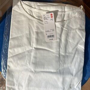 2 NWT Uniqlo Boat Neck T Shirts (White Size L)